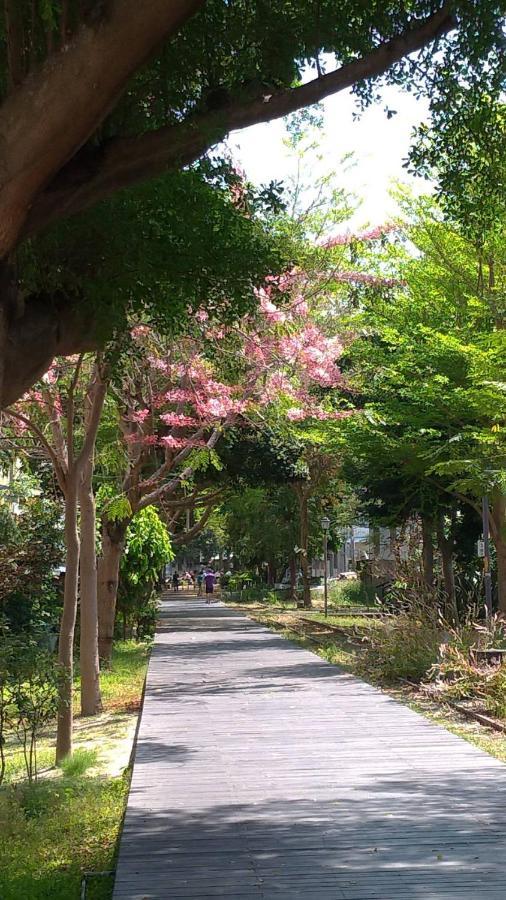 Railway Villa T'ai-tung Exterior foto